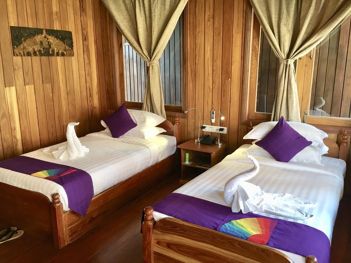 Inle Cottage Boutique Hotel Ньоншуэ Экстерьер фото