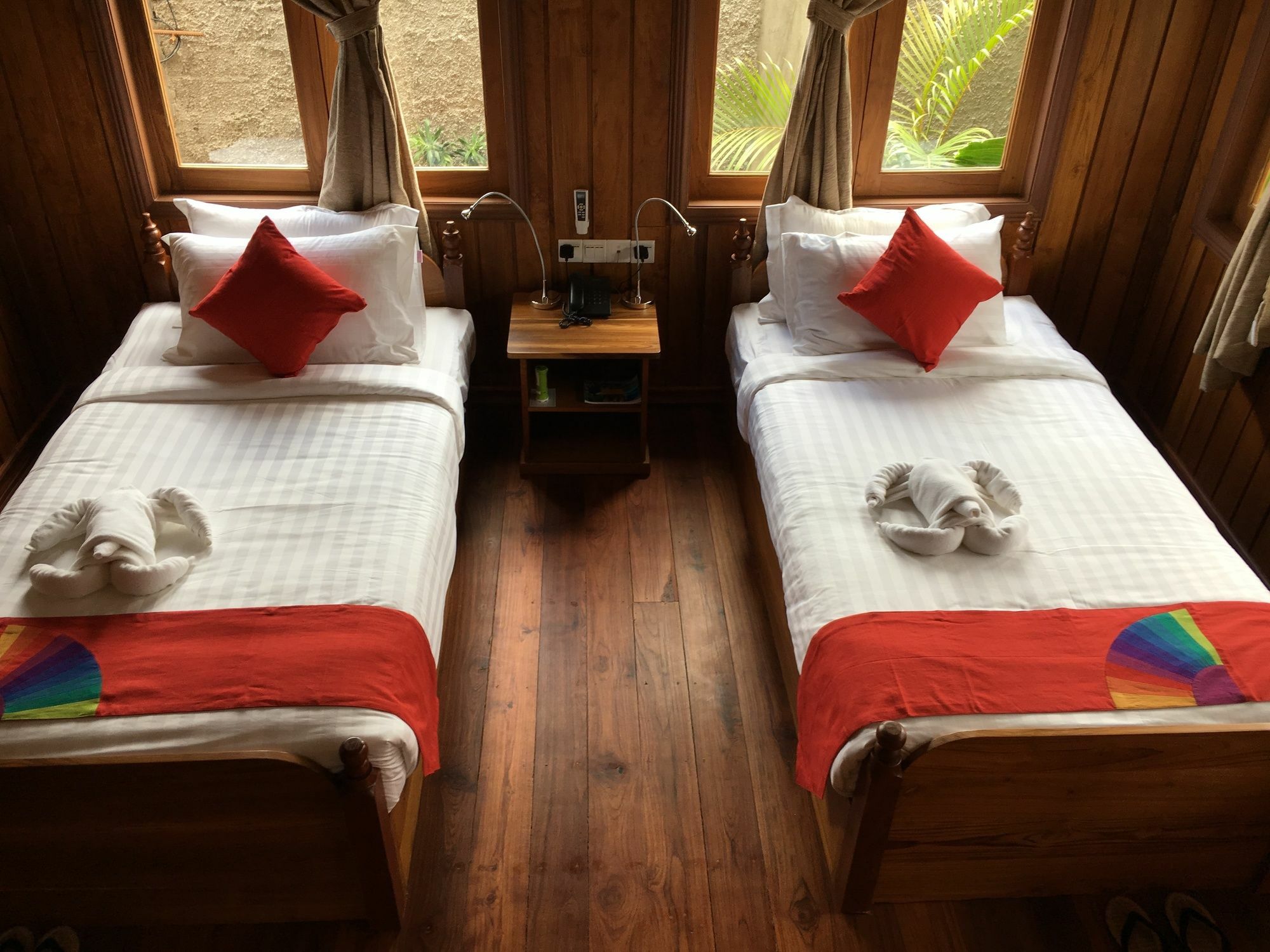 Inle Cottage Boutique Hotel Ньоншуэ Экстерьер фото