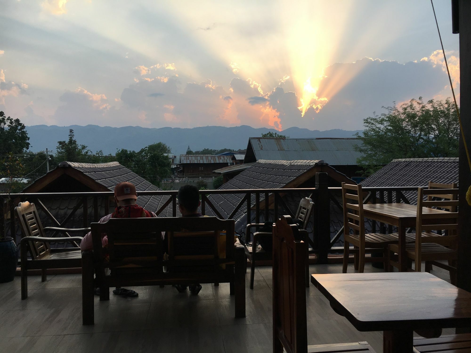 Inle Cottage Boutique Hotel Ньоншуэ Экстерьер фото
