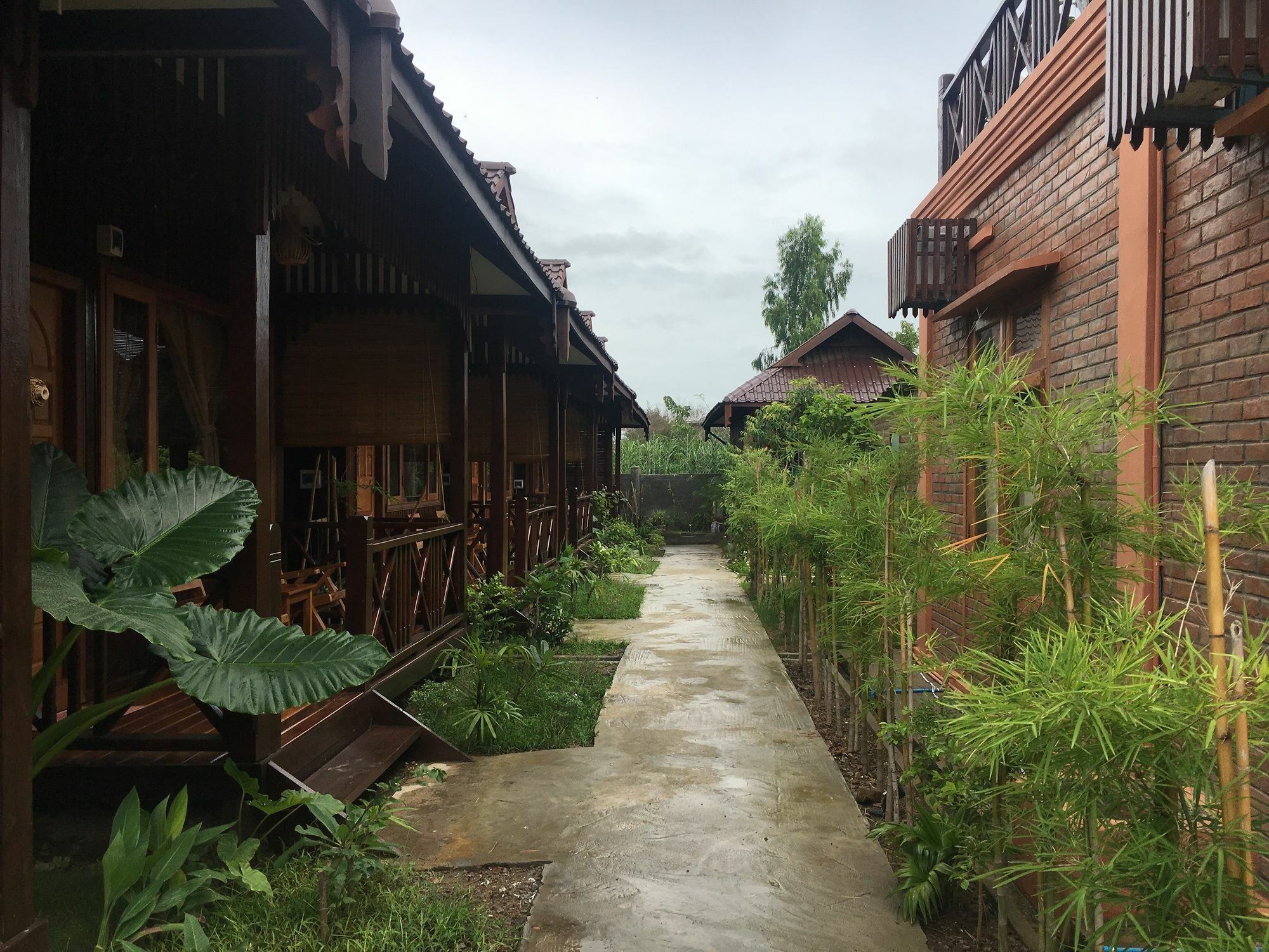 Inle Cottage Boutique Hotel Ньоншуэ Экстерьер фото
