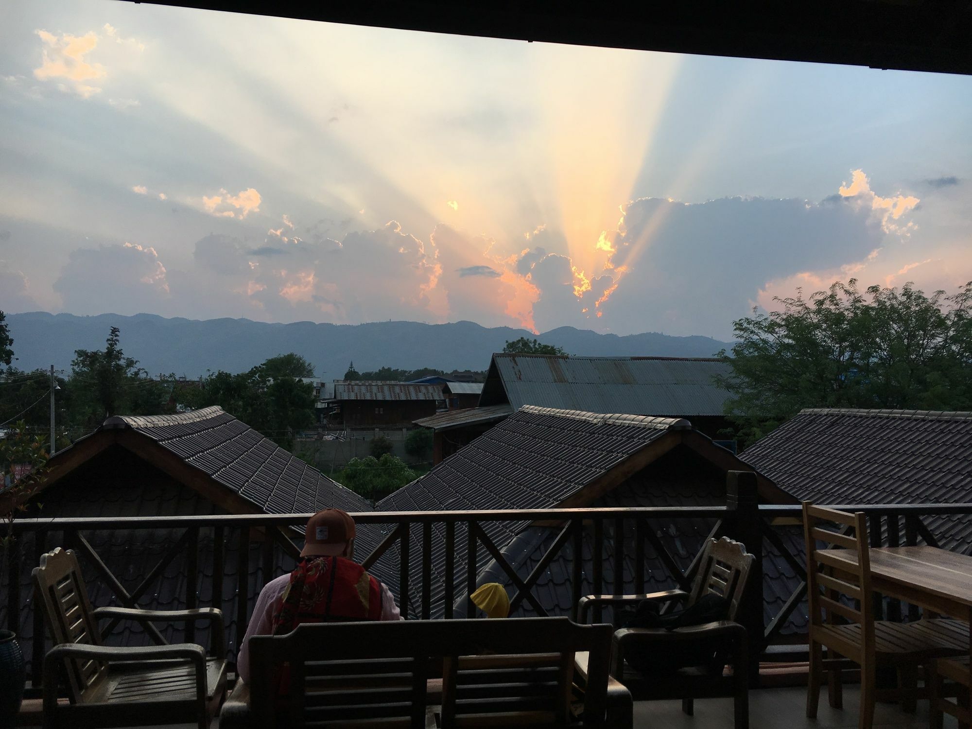 Inle Cottage Boutique Hotel Ньоншуэ Экстерьер фото