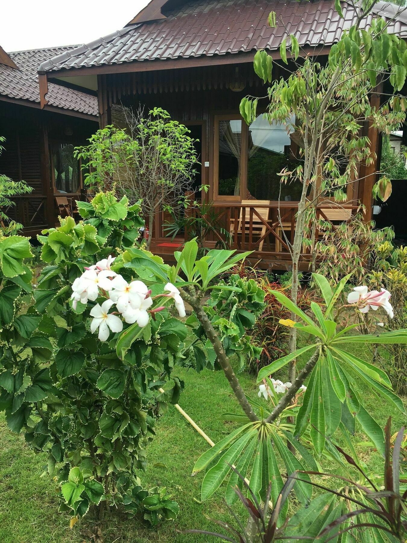 Inle Cottage Boutique Hotel Ньоншуэ Экстерьер фото